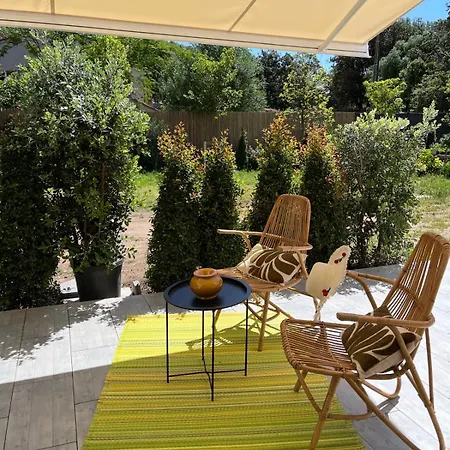 Appartement Rez-de-villa Avec Terrasse Privative Sur Jardin Ajaccio (Corsica)
