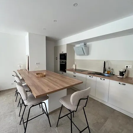 Rez-de-villa Avec Terrasse Privative Sur Jardin Daire *